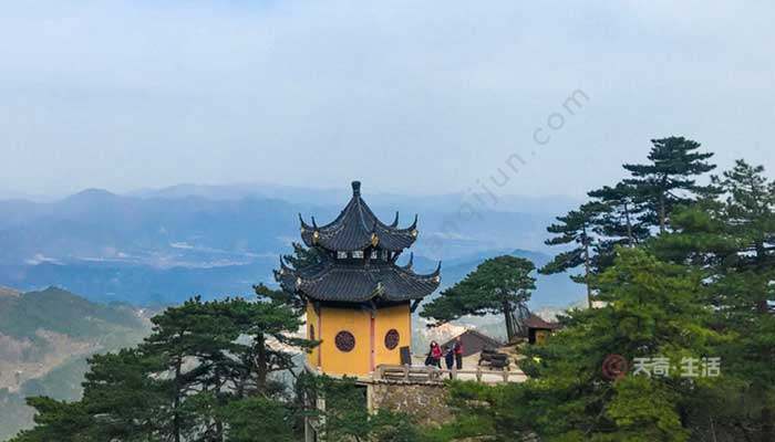 西岳指的是什么山