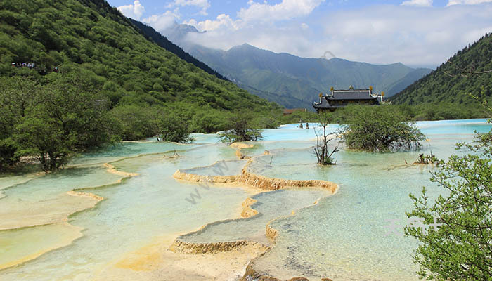 黄龙需要多少门票 黄龙景区门票多少