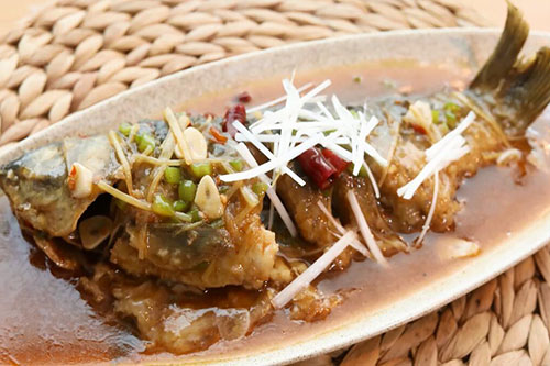 红烧鲫鱼的做法 红烧鲫鱼的家常做法