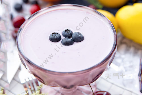 蓝莓酸奶怎么做 蓝莓酸奶的做法