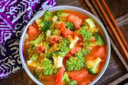 番茄炒西兰花的做法 番茄炒西兰花怎么做