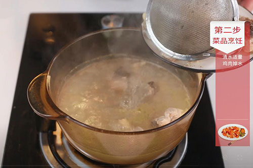 小鸡炖蘑菇的做法 家常小鸡炖蘑菇做法