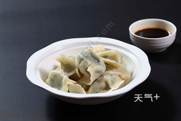 韭菜鸡蛋馅饺子怎么调馅 韭菜鸡蛋馅的做法