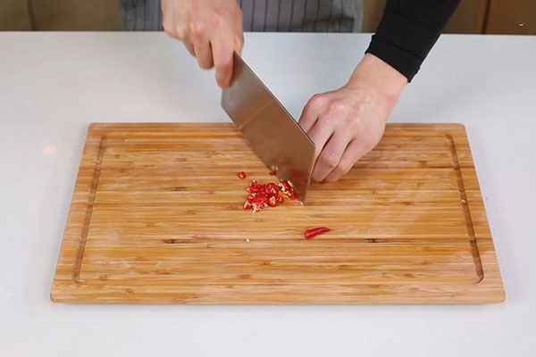 凉拌西兰花怎么拌 家常凉拌西兰花的做法