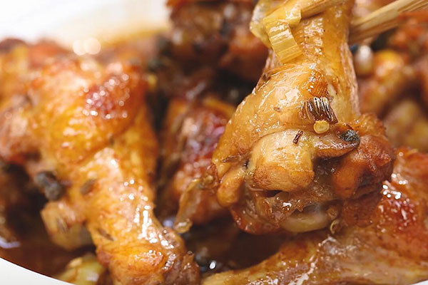 红烧鸡翅根的做法 红烧鸡翅根怎么做好吃