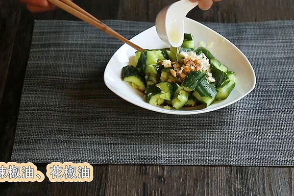 拍黄瓜的做法 如何拍黄瓜