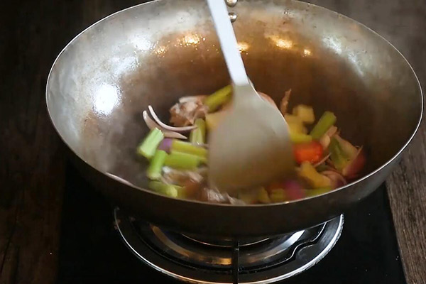 罗宋汤的家庭做法 正宗罗宋汤怎么做