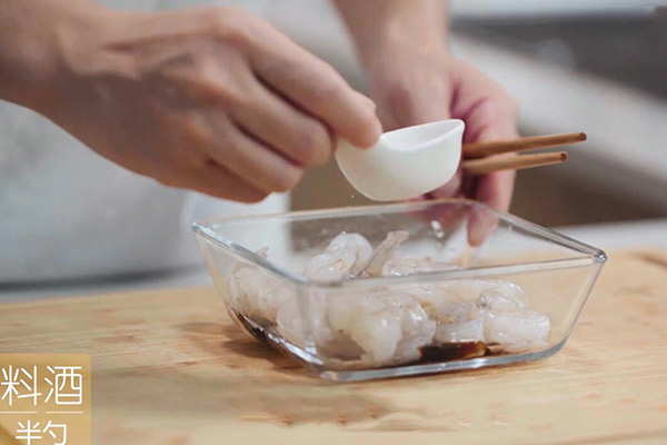 虾仁怎么炒好吃 虾仁的做法大全