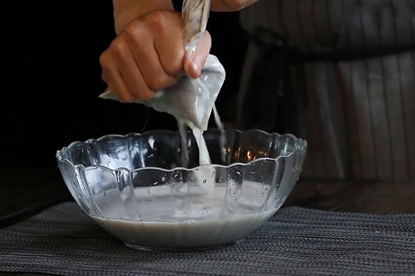 芝麻黑豆豆浆的做法 芝麻黑豆豆浆怎么做