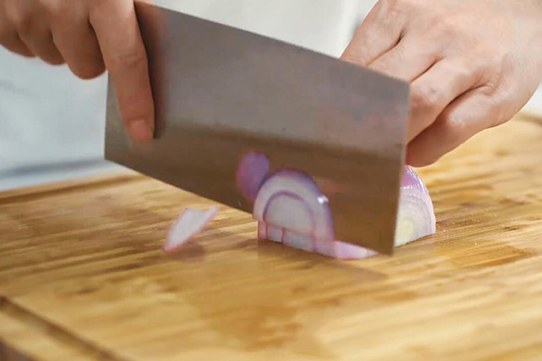 洋葱粉丝的做法 洋葱粉丝的家常做法