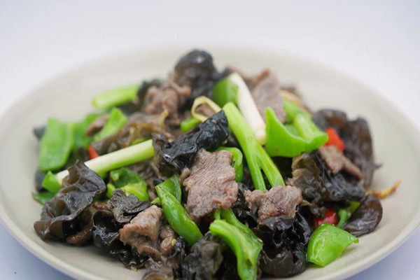 牛肉木耳的做法 牛肉木耳的家常做法