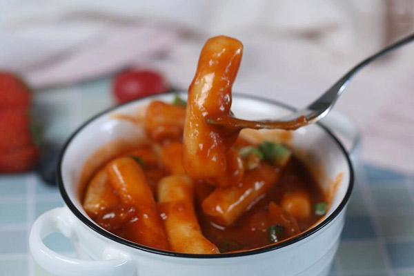 番茄浓汁汤年糕的做法 怎么做番茄浓汁汤年糕