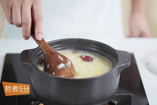 莲子粥的做法 玉米莲子粥怎么做