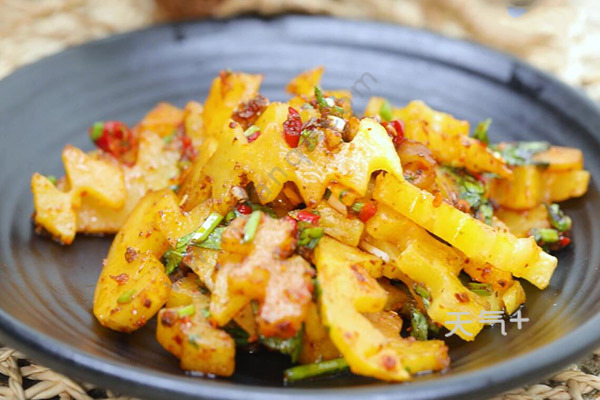 麻辣狼牙土豆的做法 麻辣狼牙土豆怎么做好吃