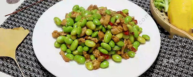 鸡丁炒毛豆的做法鸡丁怎么炒好吃