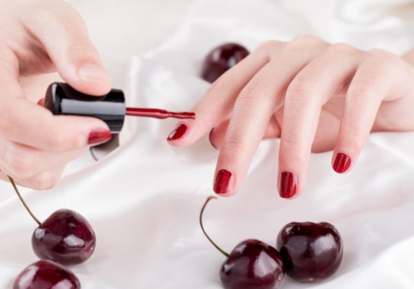 甲油胶怎么看质量 如何挑选甲油胶