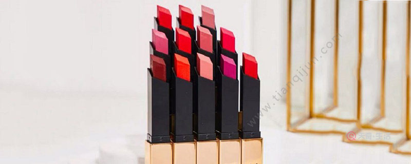 口红涂多了嘴唇发白怎么恢复（口红涂多了嘴唇发白恢复的办法）