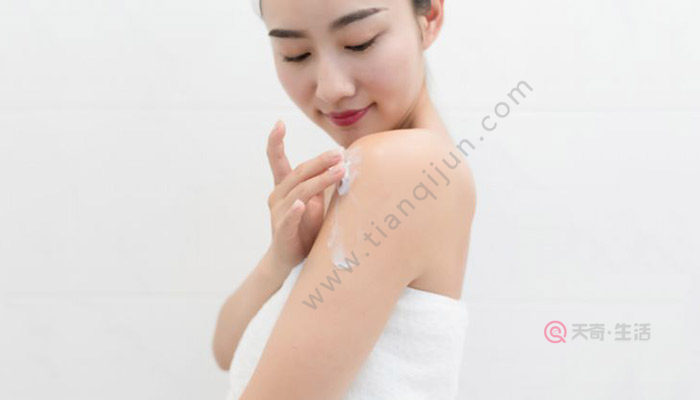 为什么洗完澡之后颜值提高（洗完澡之后颜值提高的原因）