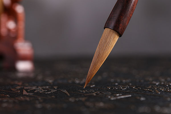 新毛笔如何开笔 新毛笔的正确开笔方法