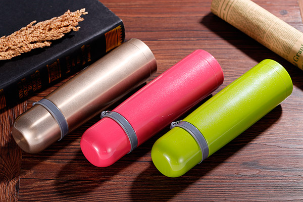 喝水杯子有异味怎么办 怎么去除杯子异味