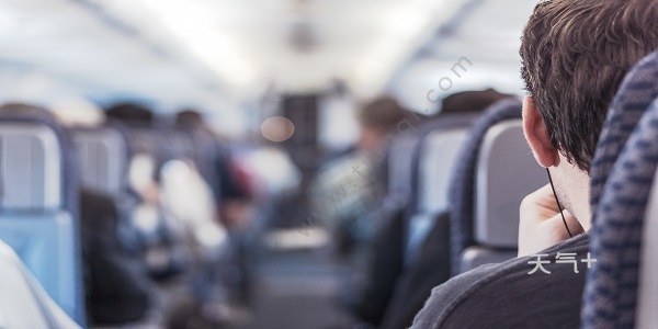 乘飞机不能带什么 坐飞机的注意事项