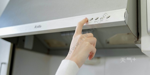 油烟机上的油垢怎么快速清洗 快速清洗