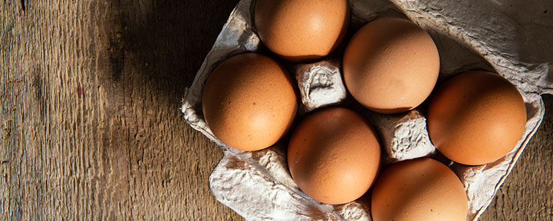 如何辨别鸡蛋是否新鲜 怎么辨别鸡蛋是否新鲜