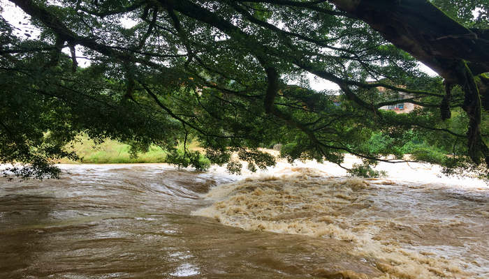 山洪灾害降雨强度预警信号颜色等级 山洪的形成条件