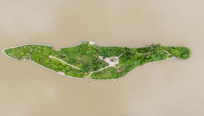 泥石流的正确逃生方向 泥石流发生在什么地方