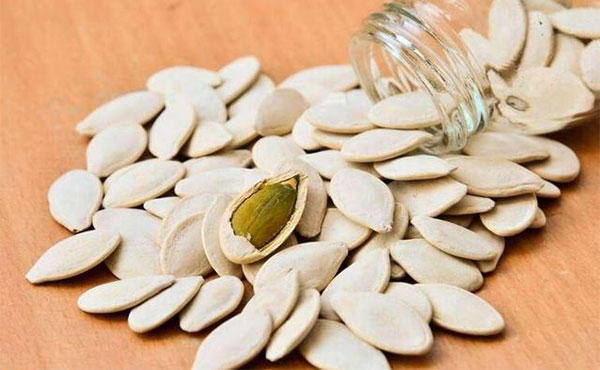 南瓜子的功效与作用 吃南瓜子的好处