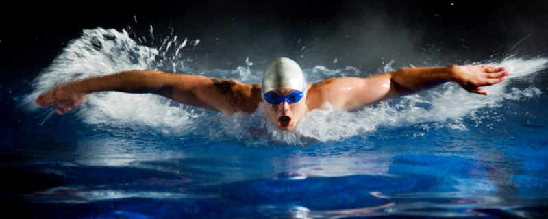 梦见游泳预示什么 梦见游泳到底好不好
