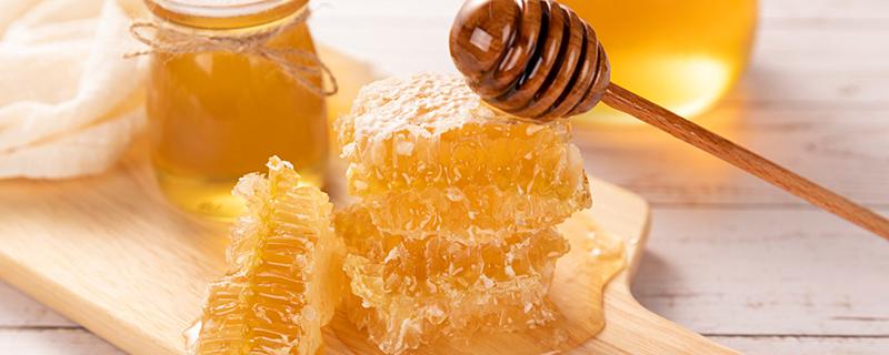 梦见吃蜂蜜是什么意思 梦见吃蜂蜜意味着什么