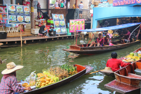 曼谷水上市场在哪里