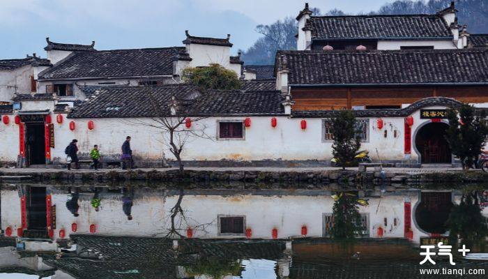 西递古镇始建于北宋,皇佑年间,发展于明朝景泰中叶,鼎盛于清朝初期