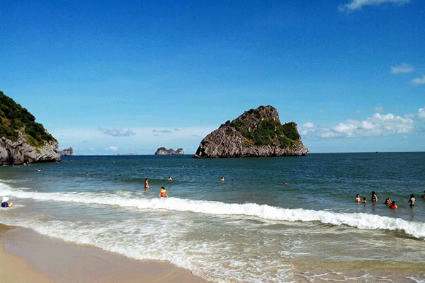 吉婆岛海滩好玩吗