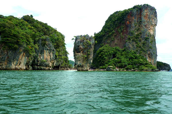 普吉岛位于哪个国家境内