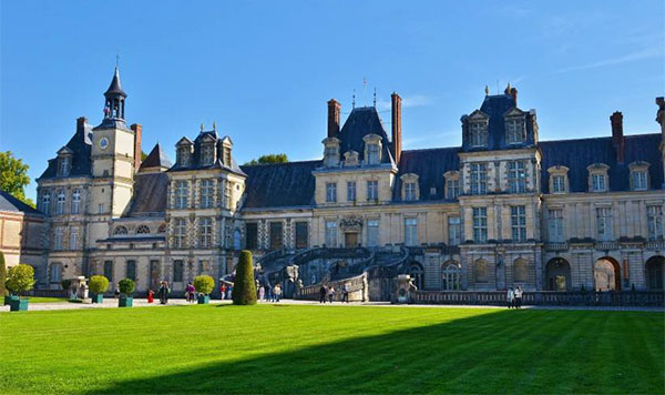 巴黎有哪些有名的建筑