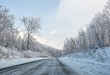 梦见正在下雪是怎么回事 梦见正在下雪预示着什么