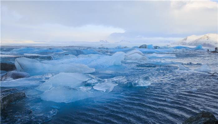 冰島一年四季都是冬天嗎 冰島一年四季是冬季嗎