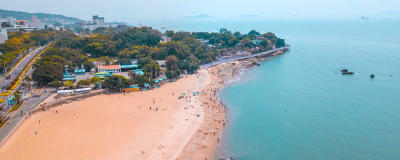 中國最大的海灘在哪里 中國面積最大的海灘在哪兒