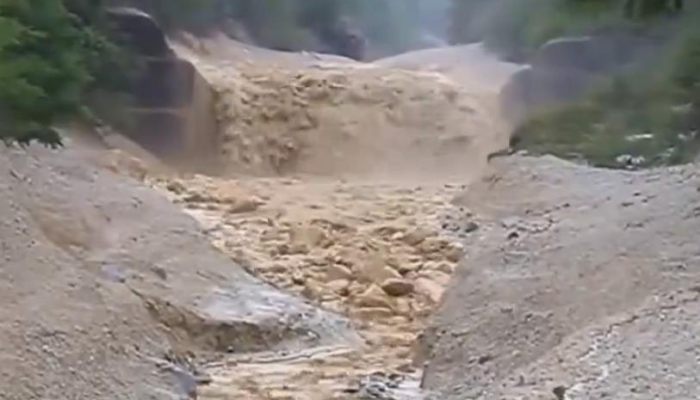 福建泰宁“5·8”大型泥石流灾害救援纪实