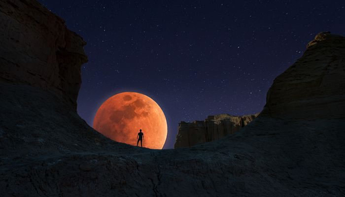 血月出现意味着什么 血月出现寓意着什么