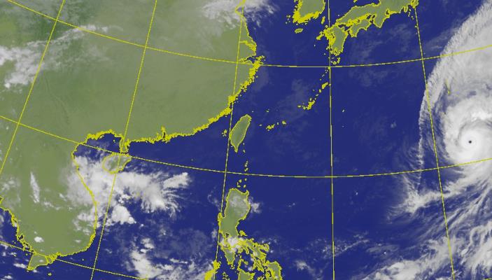 台风路径实时发布系统15号卫星云图 台风布拉万今晚起强度缓慢下降