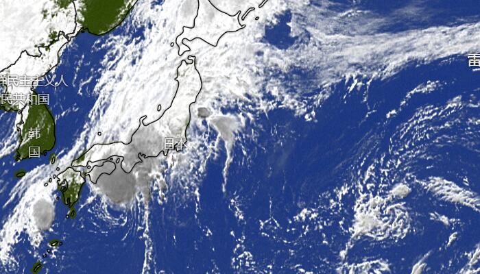 台风塔拉斯路径实时发布系统最新云图：云系结构较散但庞大已覆盖日本