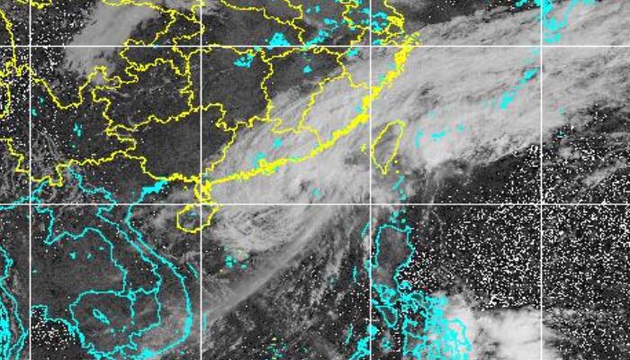 海南受台风尼格与冷空气共同影响 琼州海峡东西部等将现强风雨