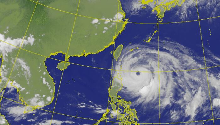 台风玛娃卫星云图最新追踪：云系已经扫我国台湾台风眼仍在