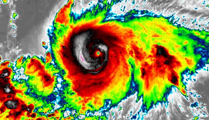 台风路径实时发布系统9号台风云图 苏拉已开台风眼未来将达超强台风