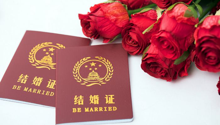 2022年领结婚证吉日一览表 2022年适合领证结婚的日子