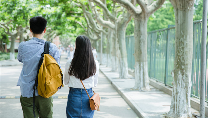 女羊适合什么男生肖 属羊女和谁在一起最幸福