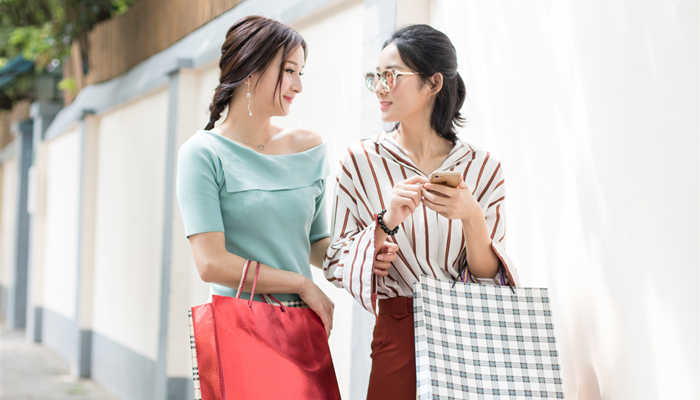 属猪和属马配吗 属猪和属马婚姻相配吗